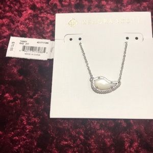 Kendra Scott Tansy Necklace
